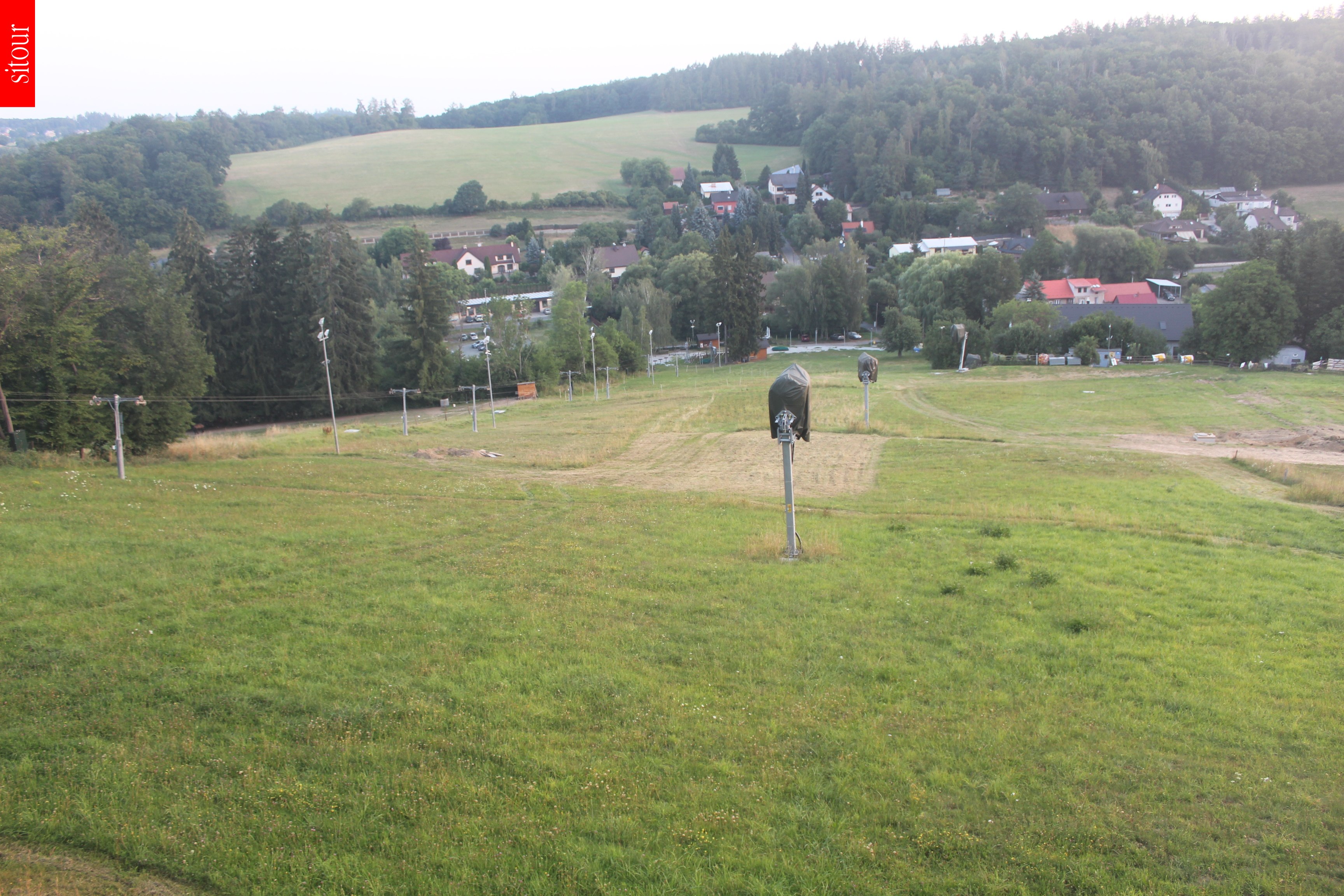 CHOTOUŇ